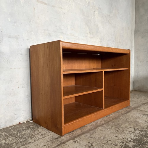 Mid century danish - danish, media